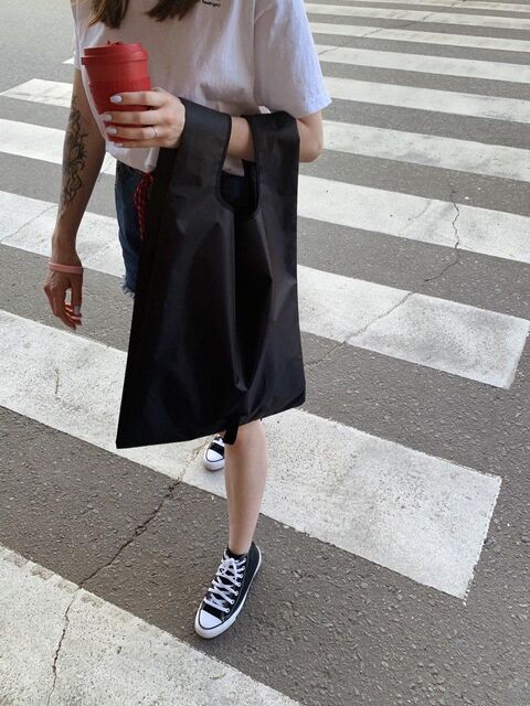 Чорний непромокаючий шопер