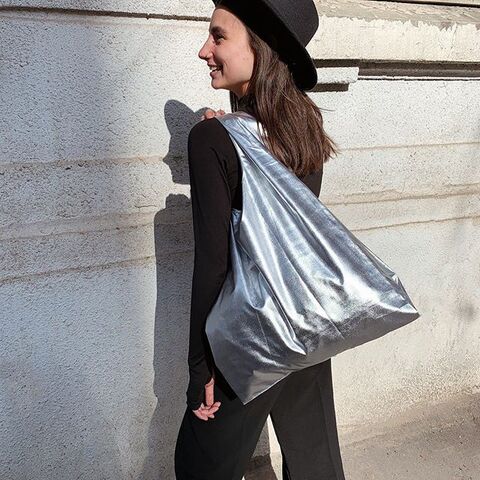 Срібний непромокаючий шопер через плече