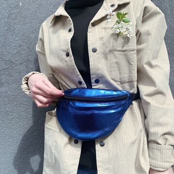 Синя поясна сумка