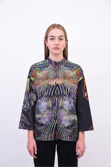 Принтованая рубашка с разрезом впереди