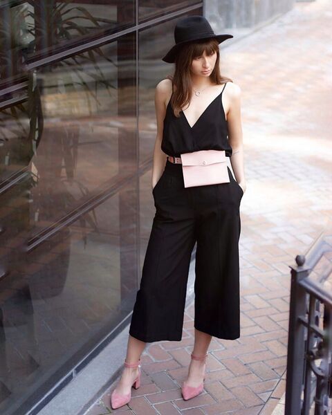 Світло-рожева сумка