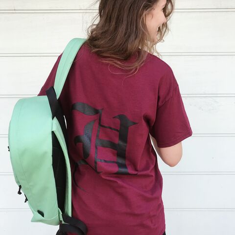 Бордова футболка