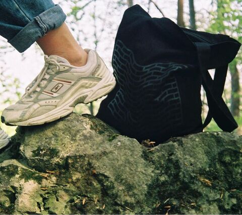 Чорний шопер "Acid Wall"