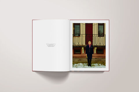 Ukrainian Railroad Ladies - Саша Маслов