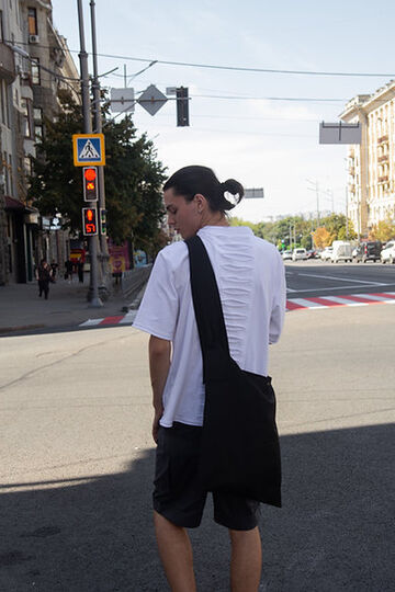 Black shopper 50 on 50