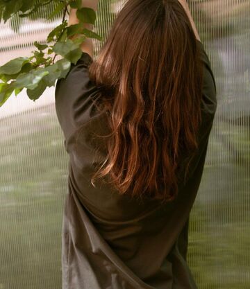 Сіра футболка