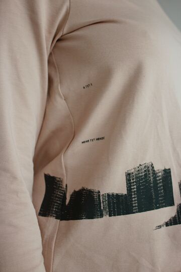 Beige longsleeve District Moon I'm here