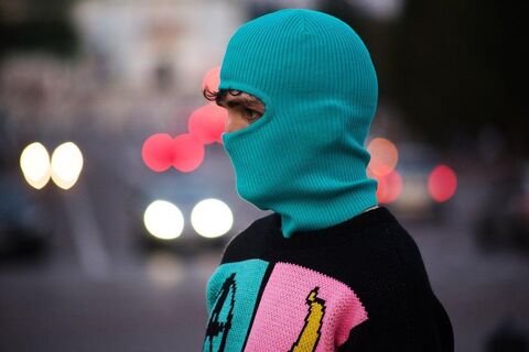 Чорний светр Квадрати