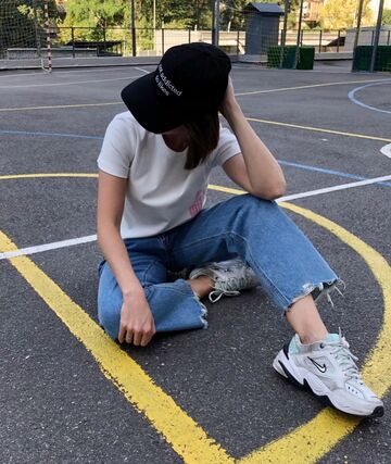 Black cap Not addicted to likes