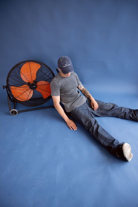 Синя кепка з митого джинсу Not instafamous