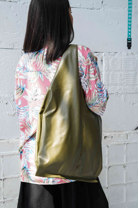 Оливковий шопер з підкладкою та однією ручкою