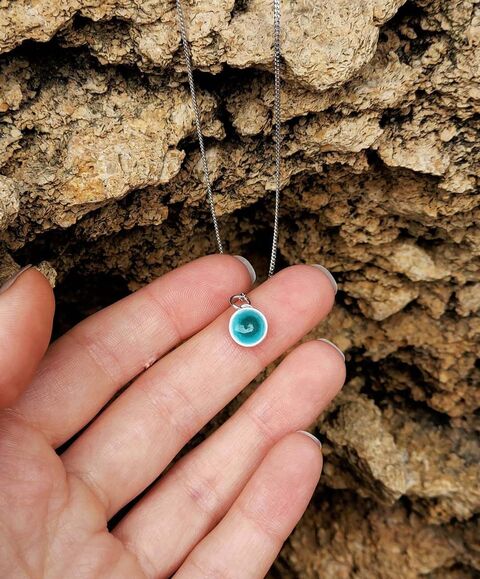 Green teardrop pendant