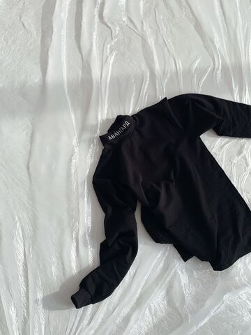 Чорний лонгслів Авангард