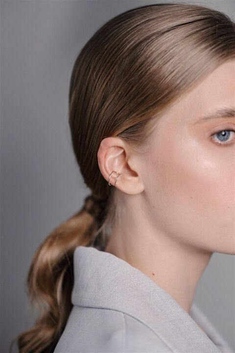 Каф на середину вуха Лінії