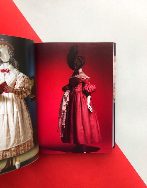 Fashion History by Kyoto Costume Institute