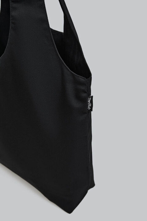 Simple bag black