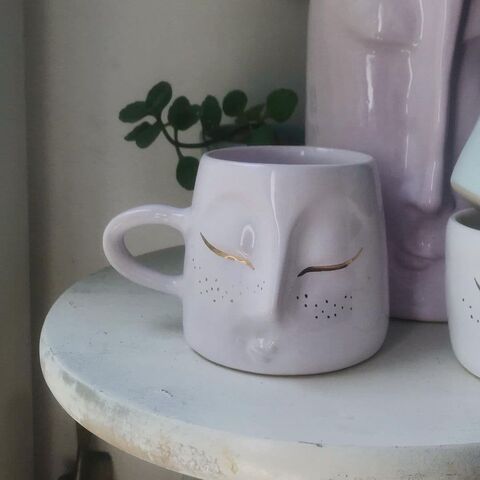 Лавандове горнятко з золотим розписом