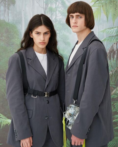 Дедовый пиджак с портупеей