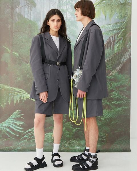 Дедовый пиджак с портупеей