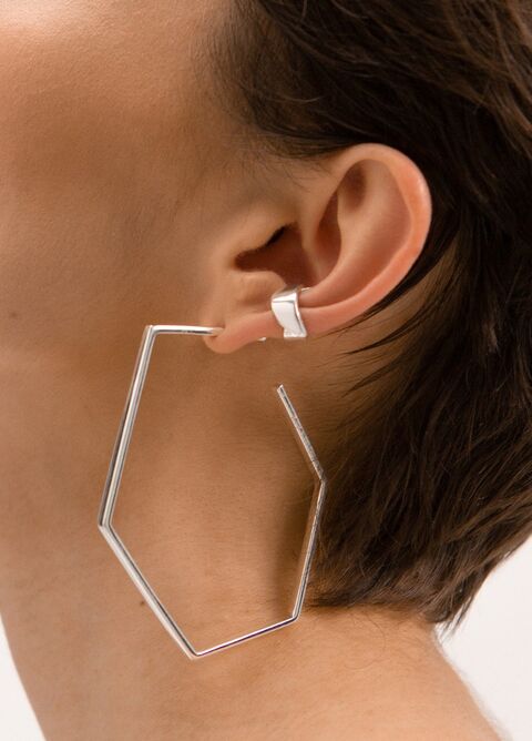 Cuff from a folded sheet