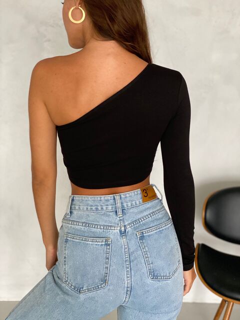 Чорний кроп-топ Monday