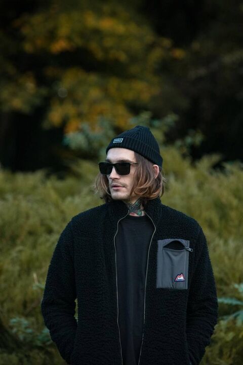 Black hat Alko