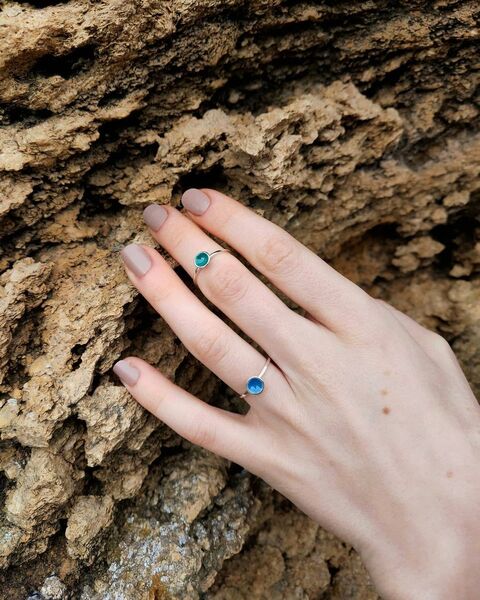 Ring Drop with emerald enamel