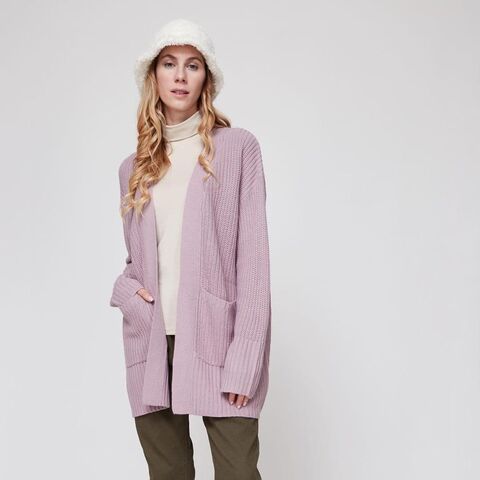 Молочная зимняя панама