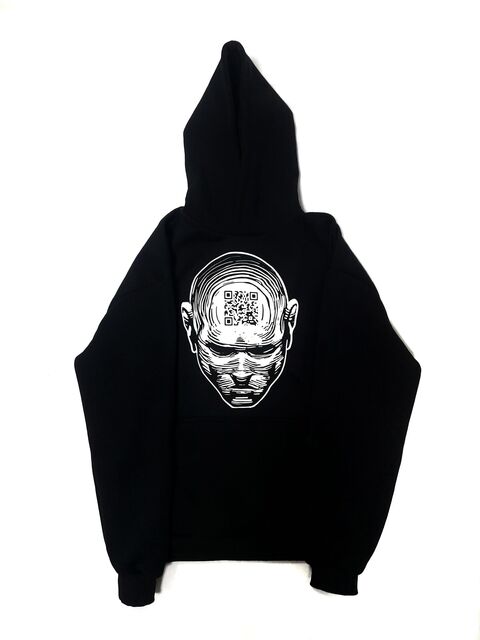 Черное худи QR Guy