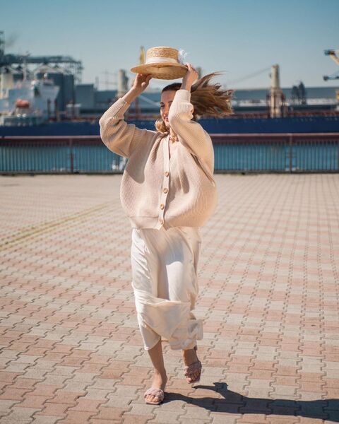 Cream cardigan Austin