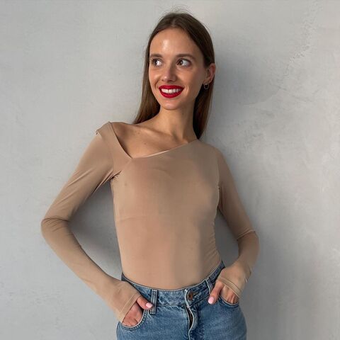 Beige bodice Model А
