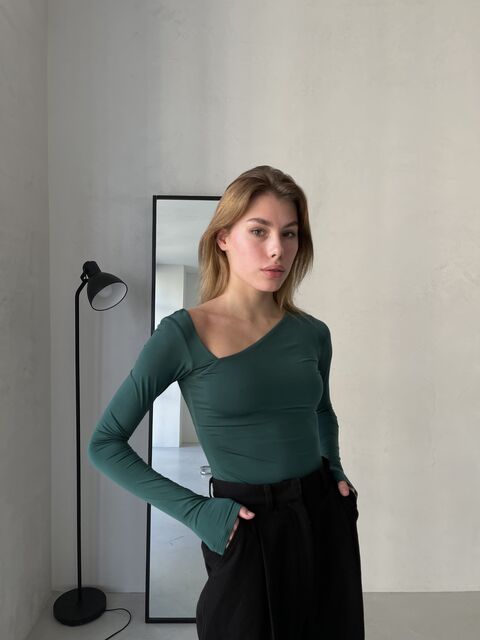 Green bodice Model А