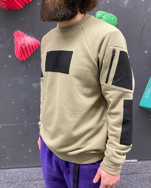 Оливковый свитшот