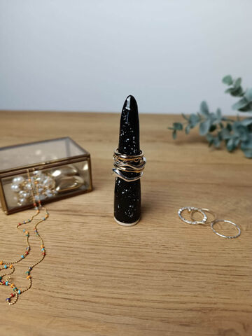 Black large cone for rings