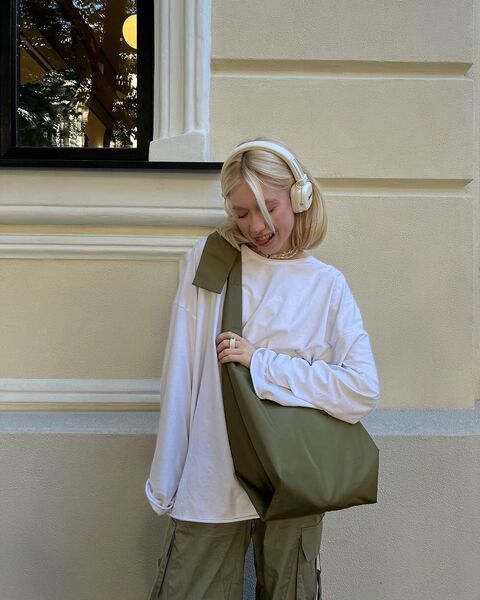 Оливкова сумка Crossbag Easy