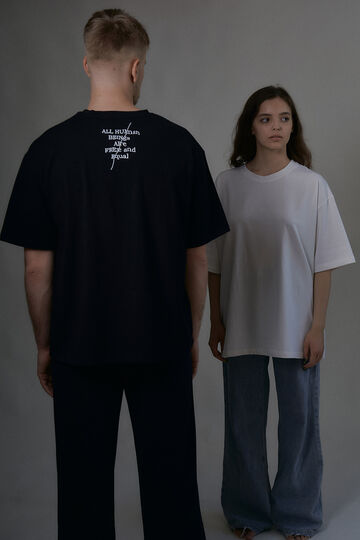 Balck T-shirt Equal people