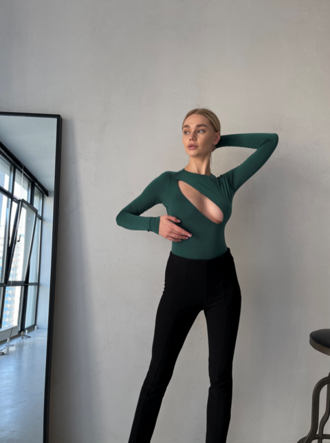 Зеленое боди Модель C