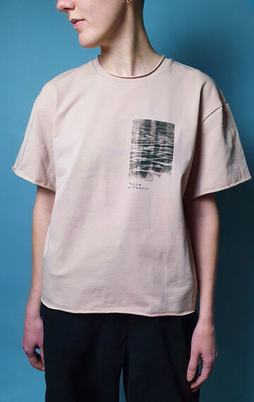 Beige T-shirt Silence welcomes