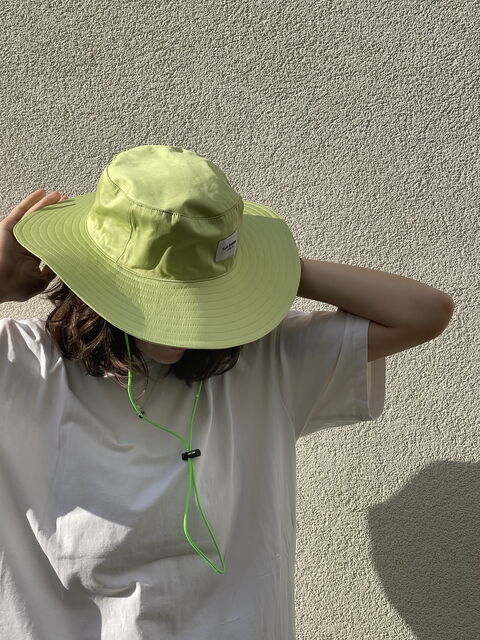 Бледно-салатовая панама Camp