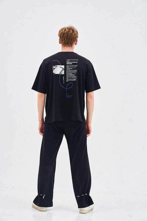 Черная футболка Конституция