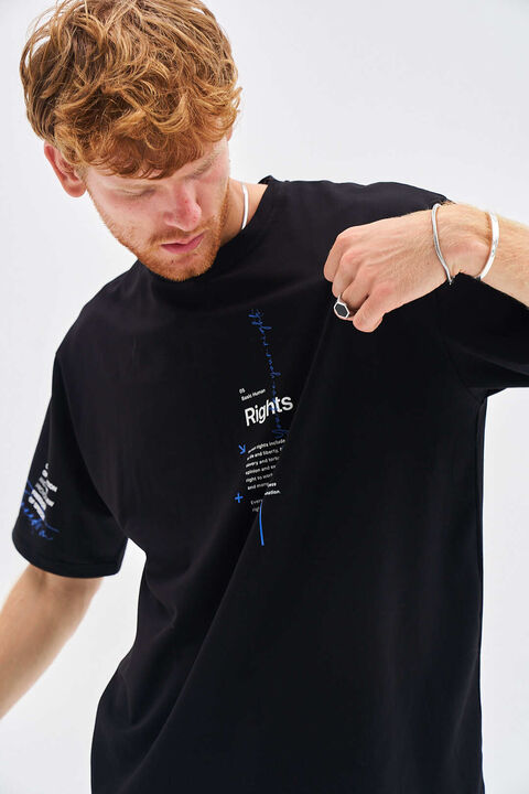 Черная футболка Конституция