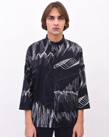 Темно-синя сорочка в абстрактні хвилі