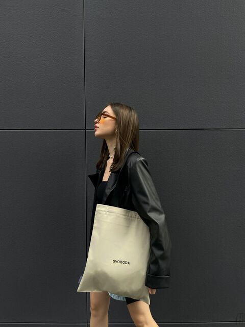 Бежевый шоппер Svoboda