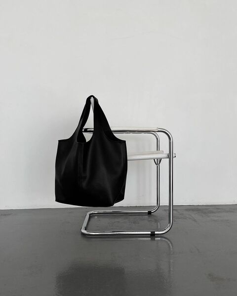 Чорний шопер з  еко-шкіри