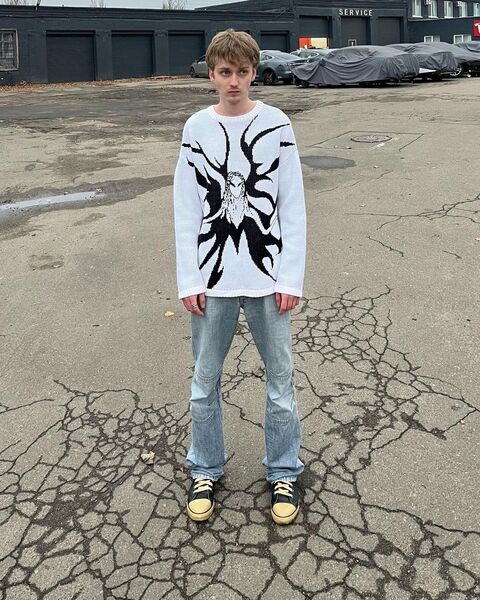 Білий светр Панацея