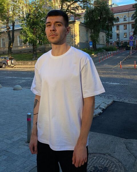 White basic T-shirt