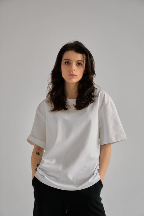White basic T-shirt
