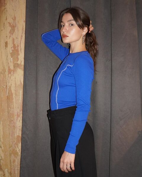 Лонгслів Basic кольору електрик