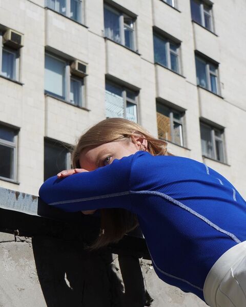 Лонгслів Basic кольору електрик