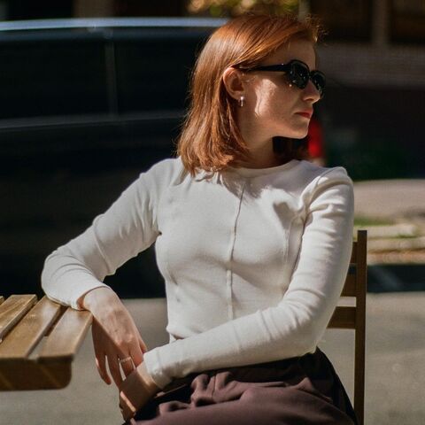 Молочний лонгслів Basic